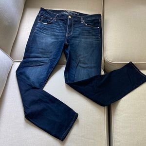 American Eagle size 16 long skinny dark wash jeans